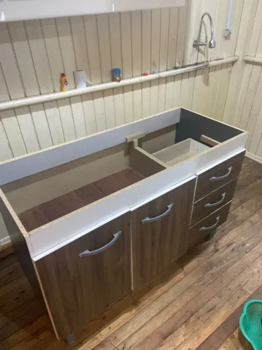 Vende-se móveis de casa