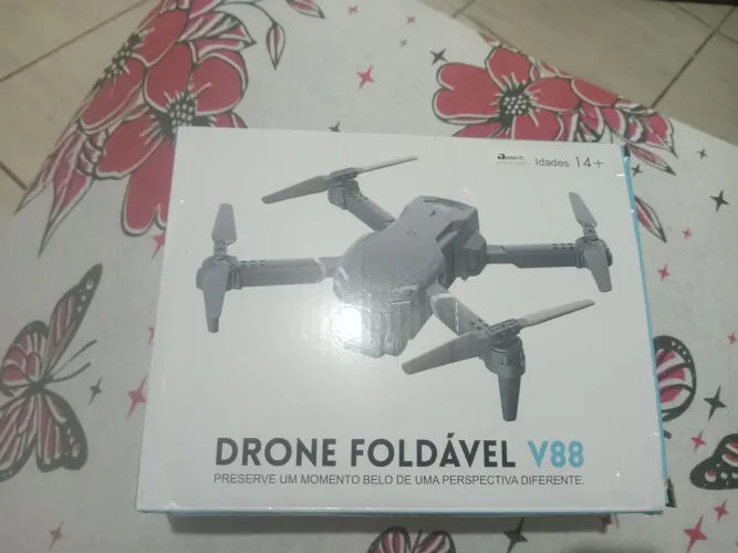 Drone foldavavel v88