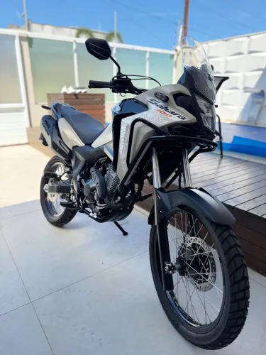 Vendo Sabará 300 km rodado