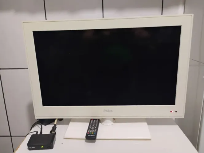 VENDO TV LED PHILCO 24"
