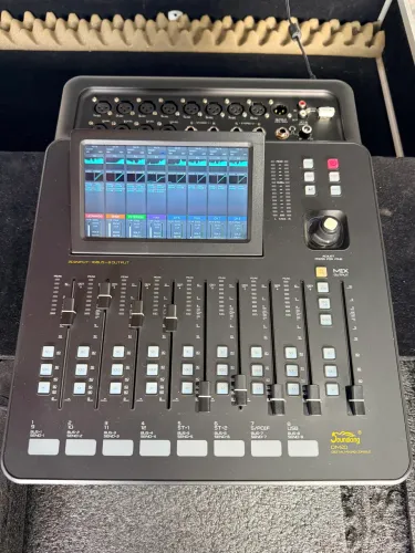 Mesa de som Digital Soundking