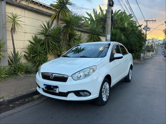 Fiat Grand Siena Attrac. 1.4 EVO F.flex 8V 2016