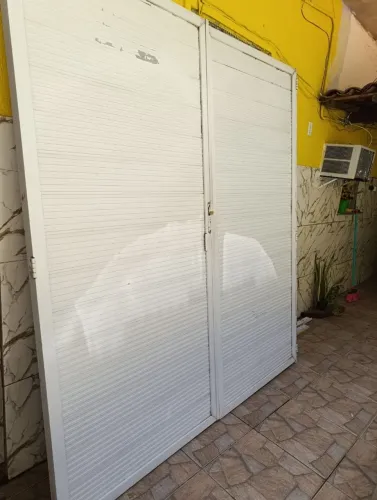 Portão de aluminio