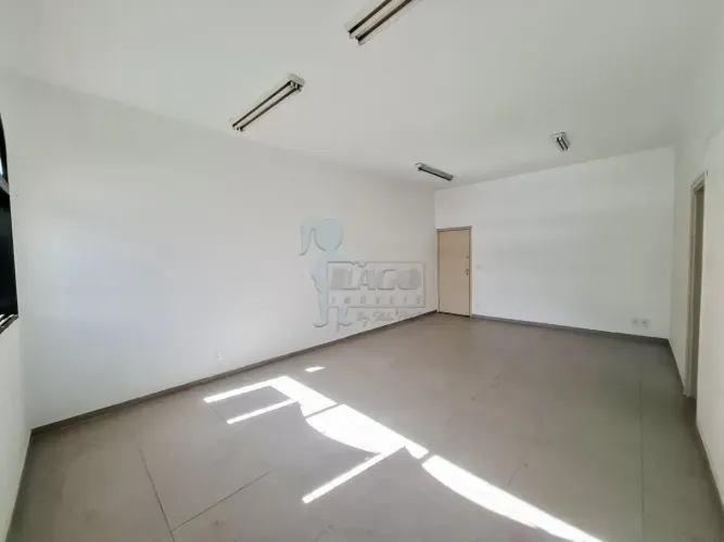 Loja comercial de 50m² com 02 lavabos para locação - Vila Seixas