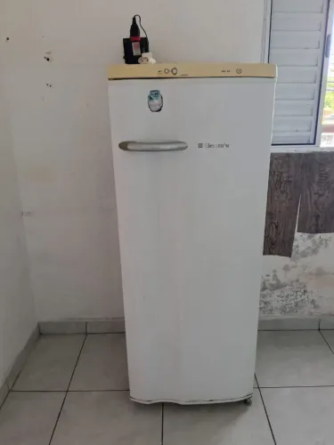 Geladeira usada 110 volts