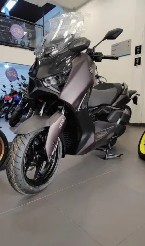 Xmax 300 Connected - Gabriel Barros Yamaha