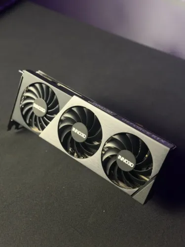 Placa de Vídeo Seminova - RTX 4070 Ti 12GB INNO3D X3 por R$3.999,00 | 700037