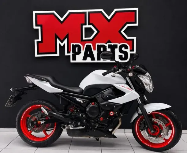 YAMAHA XJ6 N 2012