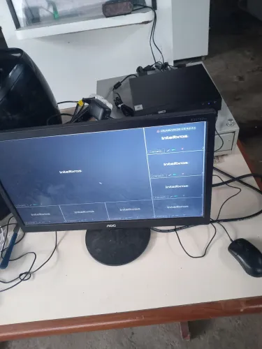 Dvr intelbras usado 
