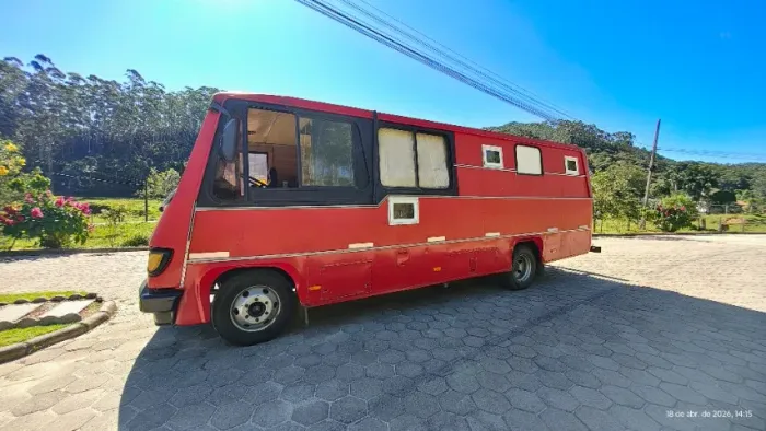 Motorhome Mercedes 608 á venda e troca