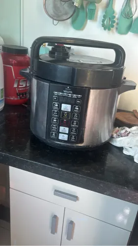 Panela de pressão elétrica