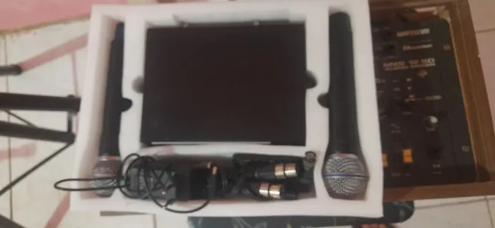 Microfone sem fio shure