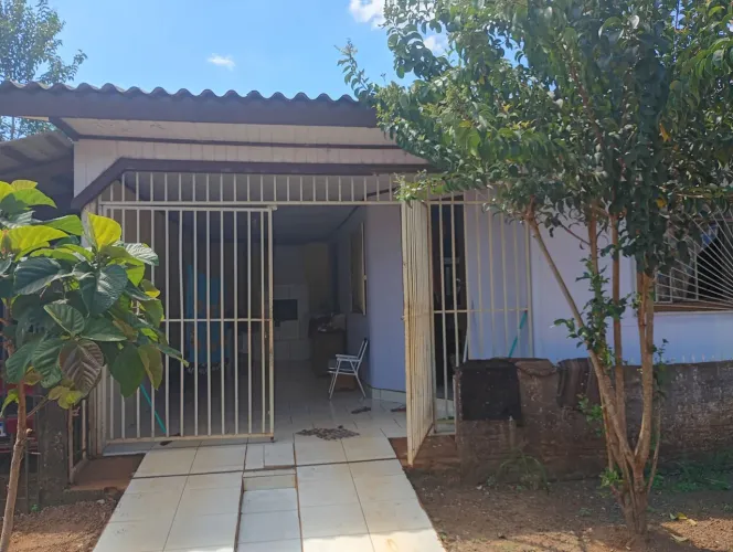 Vendo ou troco por casa em Curitiba