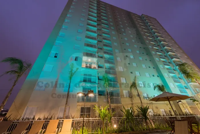 Apartamento 2 quartos com suíte em condomínio no Rio Pequeno, SP: oportunidade única!