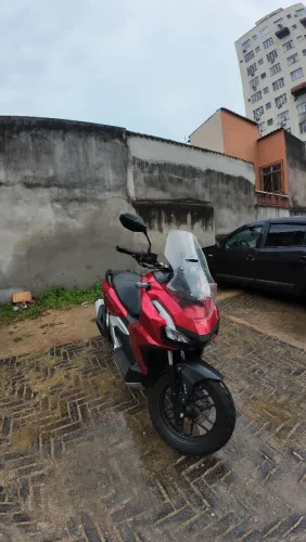 ? HONDA ADV 160 2025/2026 - VERMELHA - 5.700 KM