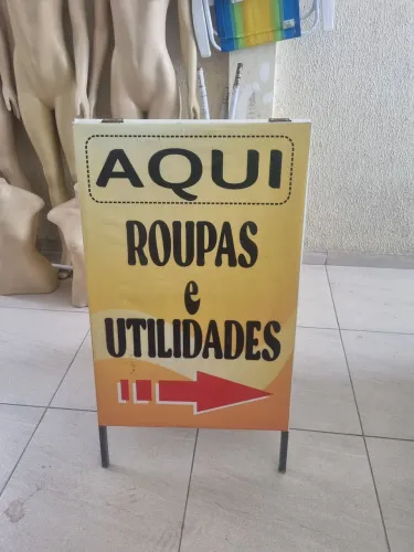 Cavalete anúncio