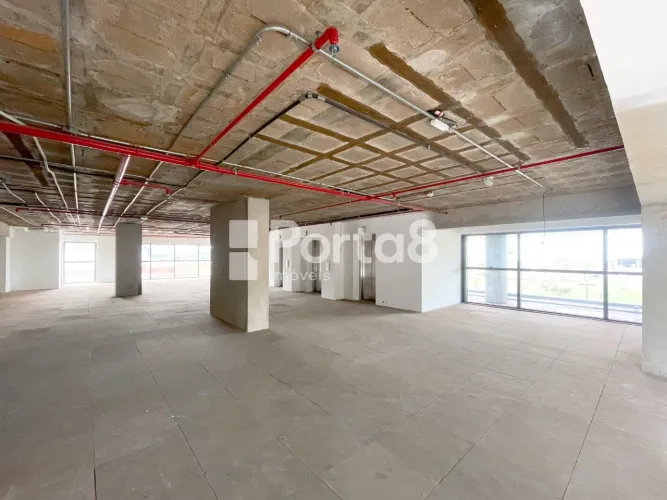 Sala comercial com 260m² disponível para locação no Art 1 Office - Próximo ao Plaza Shoppi