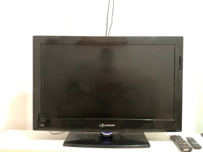 TV BUSTER 32P. + FIRE STICK AMAZON