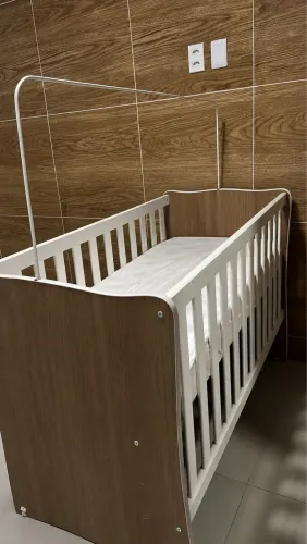 Berço para bebê.