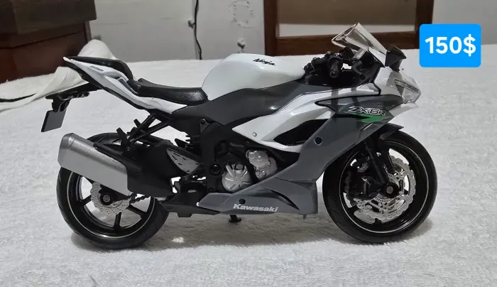 Moto miniatura Kawasaki Ninja ZX-6R 