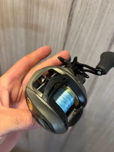 Carretilha de pesca Direita 