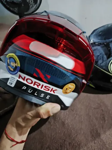 Capacete original da Norisk flow pulse 
