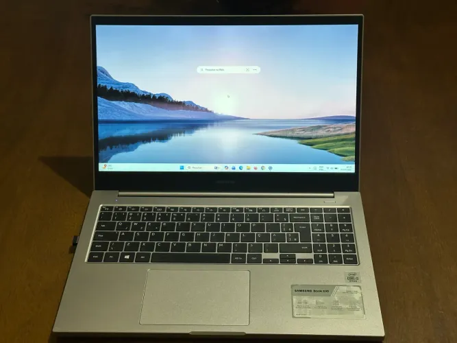 Notebook Samsung Book E30 - Intel Core i3 10ª Gen | SSD | Estado de Novo