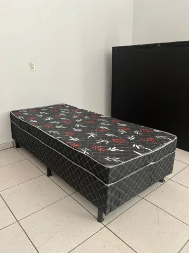 VENDO CAMA BOX DE SOLTEIRO ENTREGA GRÁTIS 
