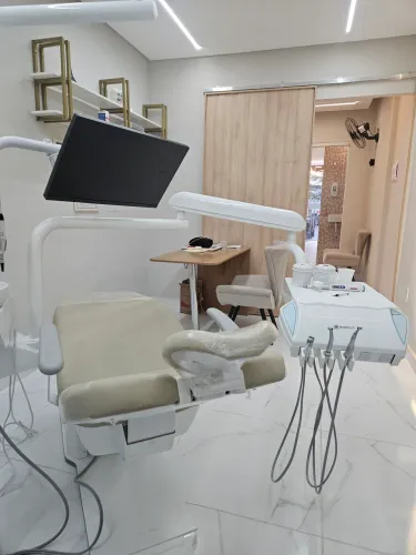 Alugo consultório montado