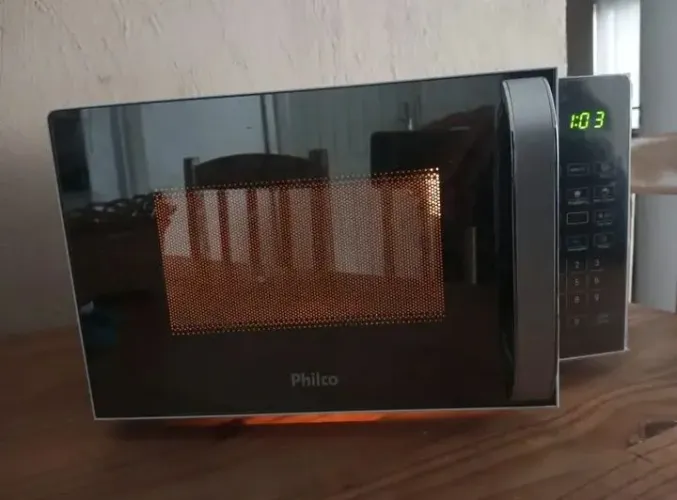 Microondas Philco Semi-novo 
