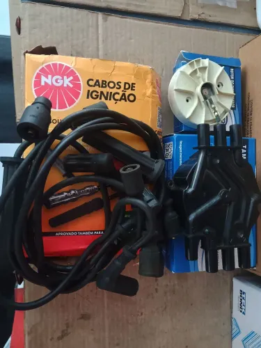 Rotor mq, tampa do distribuidor mq, cabos ngk e velas ngk 