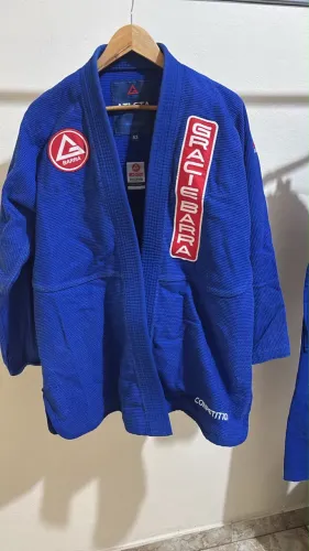 Kimono Gracie Barra V4 - Azul A3 pouco usado