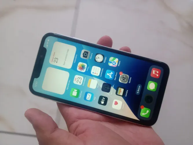 iPhone XR pra vender logo