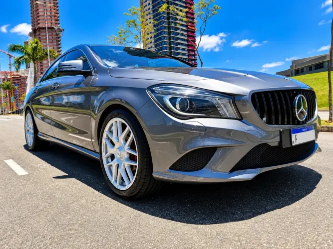 Mercedes-Benz CLA-200 First Edition 1.6 TB 16V Aut. 2015
