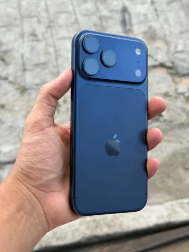 iPhone 17 pro max