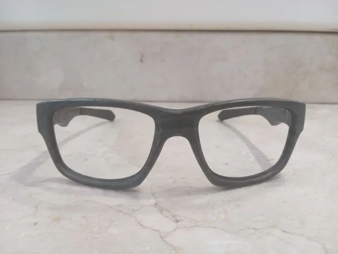 Armação Oakley Jupiter (009135) usada