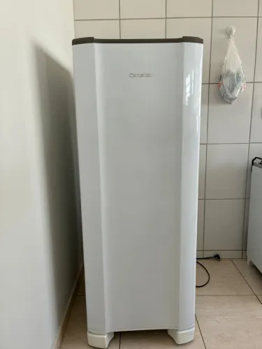 Geladeira ROC31 (245L)