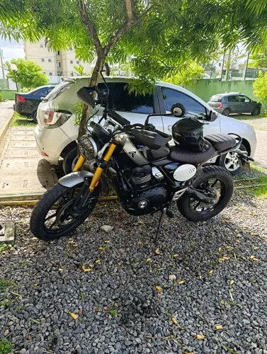 Triumph Scrambler 400 X 25/26 | Apenas 4.000 km | Estado de Zero