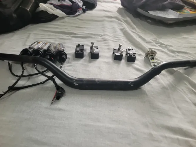 GUIDÃO OXXE E MAS 4 PISCA LED E LÂMPADA LED