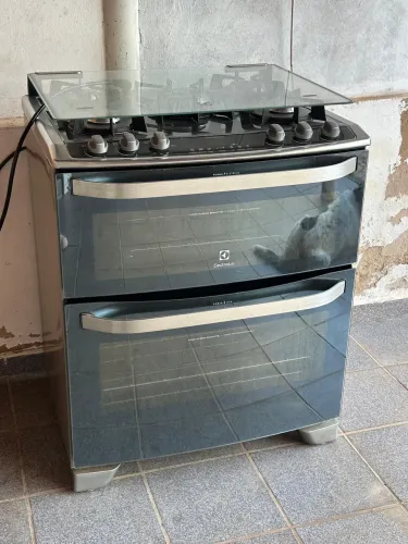 Fogão Electrolux 5 bocas 2 fornos (Impecável)