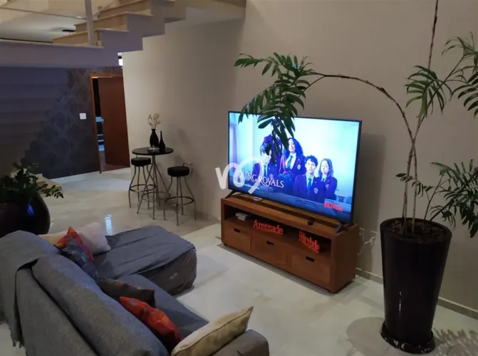 0 - Casa 4 quartos, sendo 3 suítes