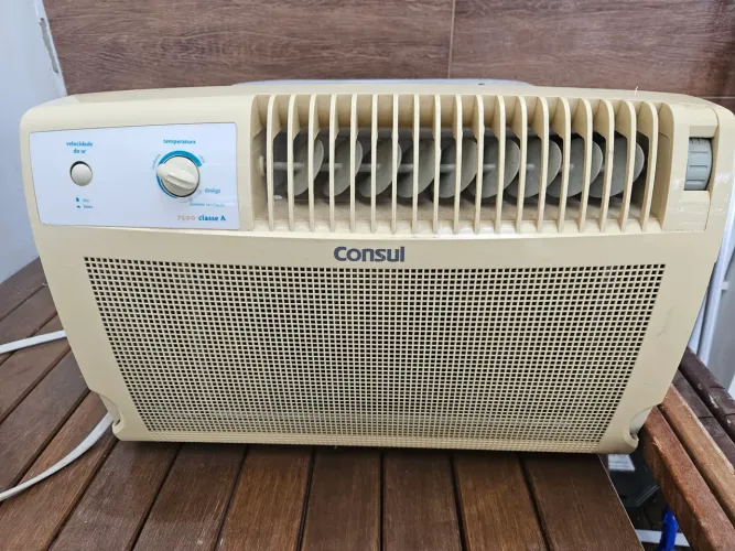 Ar condicionado Caixa Consul 7500BTUs