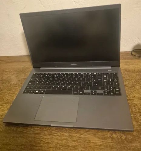 Notebook samsung 550XDA 8gb 1T