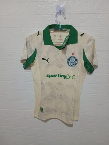 Camisa Feminina do Palmeiras edição kidsuper