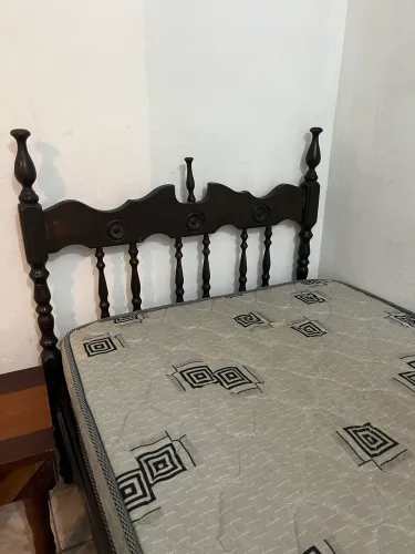 Cama de solteiro com colchão