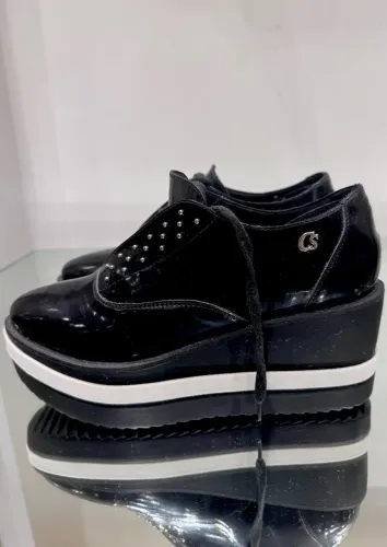 Tênis super novo Carmen Steffens 35