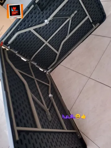 Mesa dobrável tipo maleta multiuso na caixa!...