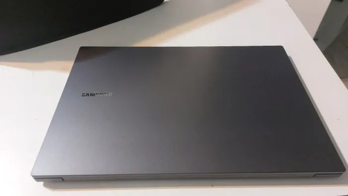 Notebook Samsung Book i7 11ª geração 8gb RAM 256gb de memória
