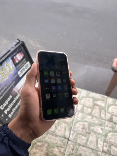 iPhone XR no 17