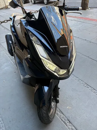 PCX 160 DLX